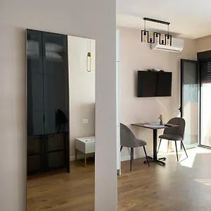  Apartment Central Bliss Studio